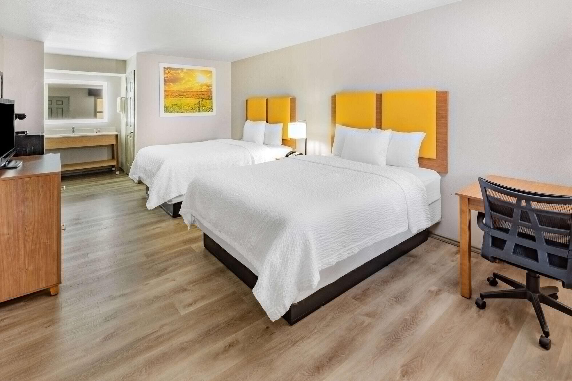 Motel Days & By Wyndham